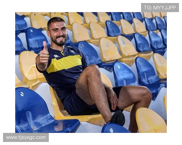 斯基拉:佩斯卡拉瞄准米兰 21 岁青训门将纳瓦,意乙球队寻求门将补强 斯基拉:佩斯卡拉瞄准米兰 21 岁青训门将纳瓦,意乙球队寻求门将补强