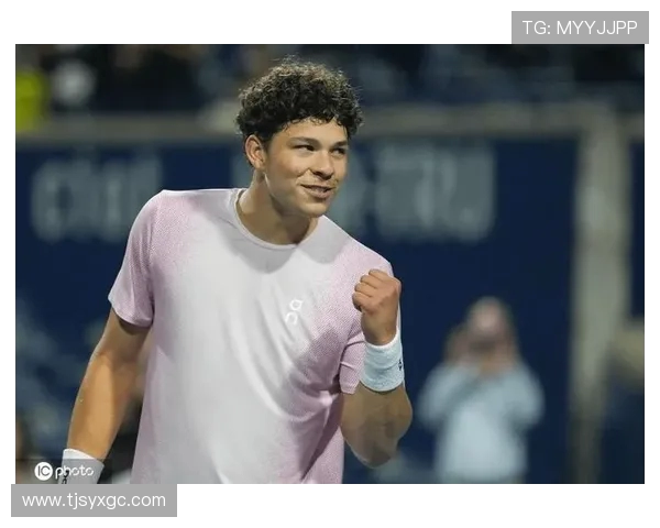 谢尔顿直落两盘横扫德米纳尔 生涯首进多伦多大师赛四强